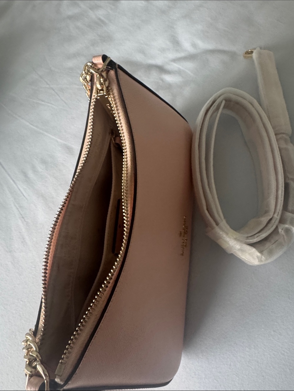 kate spade Pale Pink Leather Crossbody with Gold Chain - Picture 8 of 9